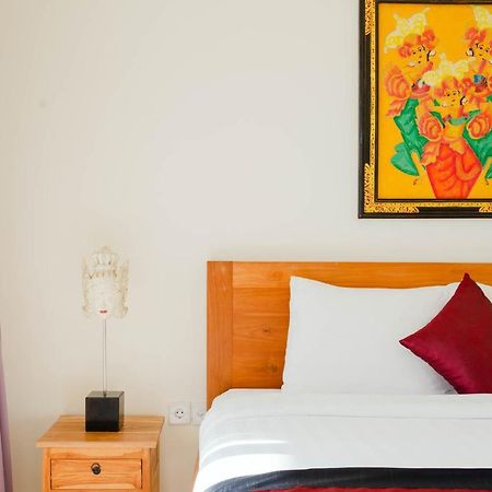 Rara Guesthouse Canggu Exterior foto